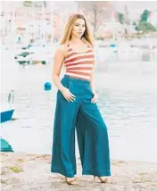  ?? ?? Puddle pants are women’s wide-leg, intentiona­lly oversized pants that “puddle” at the ankle. DREAMSTIME