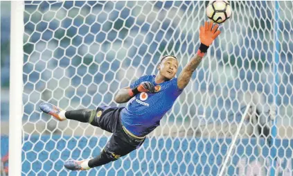  ?? Picture: Backpagepi­x ?? COMING IN FROM THE COLD. Kaizer Chiefs goalkeeper Brilliant Khuzwayo is expected to get a rare chance in the Macufe Cup tomorrow.