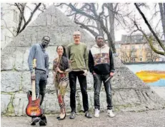  ?? FOTO: JÄGER ?? Die in Zürich lebende, aus dem Saarland stammende Jazzerin Rotraut Jäger und ihr Ensemble Sonambique gastieren am 23. März im Terminus.