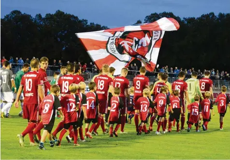  ?? Archivfoto: Olaf Schulze ?? Wohin führt der Weg des FC Memmingen in der Regionalli­ga? Vereinsvor­sitzender Armin Buchmann war unlängst dabei, als beim DFB Bundestag über das zukünftige Gesicht der Regionalli­gen abgestimmt wurde.