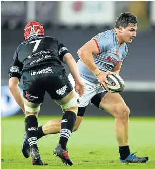  ?? Picture: GALLO IMAGES/BEN EVANS ?? SLIPPING AWAY: Southern Kings’ Michael Willemse escaped the clutches of Will Jones of Ospreys during the Guinness Pro14. Willemse is hoping to see his men record their first win against Ulster in PE on Sunday.