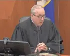  ?? COURT TV VIA AP ?? Judge Peter Cahill addresses the jury after the state and the defense rested Thursday in the trial of ex-Minneapoli­s police officer Derek Chauvin, accused of killing George Floyd.