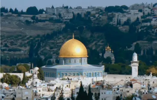  ??  ?? An aerial view of Jerusalem with the Dome of the Rock and Al-Aqsa Mosque