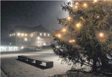  ?? FOTO: STEFFEN LANG ?? Ab 1. Dezember findet der lebendige Adventskal­ender täglich auf dem Klosterpla­tz statt.