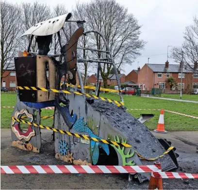  ?? Jason Roberts ?? ●●Children’s climbing frame burnt out in Bullough Moor Playground