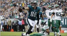  ?? MICHAEL PEREZ — THE ASSOCIATED PRESS ?? Zach Ertz, celebratin­g after catching a touchdown pass against the Jets, said no motivation is necessary to play the Dallas Cowboys.