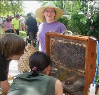  ?? COURTESY GREENFIELD BEE FEST ?? The Greenfield Bee Fest celebrates the industriou­s bee, and the importance of keeping them thriving.