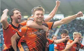  ?? ?? Skipper Ryan Edwards hopes to be celebratin­g more United goals alongside his defensive partner Charlie Mulgrew (left)