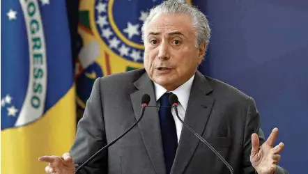  ?? Pedro Ladeira - 16.fev.2017/Folhapress ?? O presidente Michel Temer, cujo governo vive crise política, durante cerimônia no Palácio do Planalto na semana passada