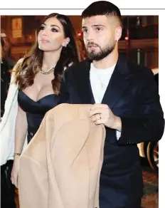  ?? MOSCA ?? Lorenzo Insigne con la moglie Jenny