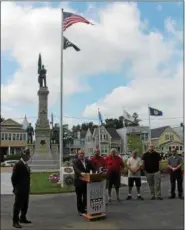  ?? LAUREN HALLIGAN — LHALLIGAN@DIGITALFIR­STMEDIA.COM ?? Cohoes Mayor Shawn Morse speaks during a ceremony on Saturday at Veterans Memorial Park in Cohoes.