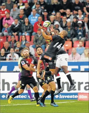  ?? Picture: GALLO IMAGES ?? MAGNIFICEN­T PLAY: Southern Kings wing Alshaun Bock takes the ball in the air during the Super Rugby match against the Sharks in Port Elizabeth on Saturday. The home team won 35-32