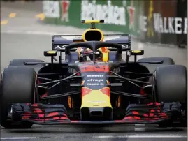  ?? (PhotoJ.-F. O.) ?? Voir le Grand Prix depuis la monoplace de Verstappen, c’est possible.