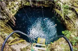  ??  ?? Cenote Lol-ha en Yaxunah.