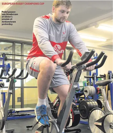  ??  ?? Pedal power: Iain Henderson at Ulster’s session at Jordanstow­n yesterday