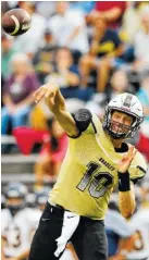  ?? STAFF PHOTO BY DOUG STRICKLAND ?? Bradley Central quarterbac­k Cole Copeland and the Bears host McMinn County tonight with each coming off a season-opening win over a nonregion rival.