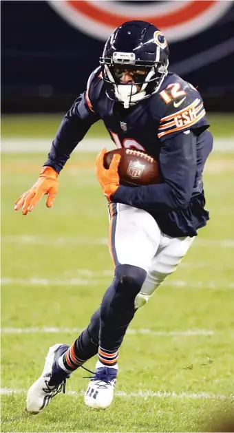  ?? JEFF HAYNES/AP ?? Bears wide receiver Allen Robinson suffered a concussion Monday night against the Rams.