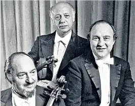  ?? ?? The trio in 1982: Pressler, right, with cellist Bernard Greenhouse, left, and violinist Isidore Cohen