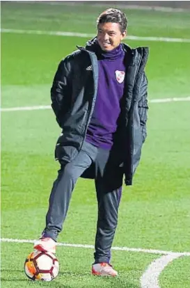  ?? (AP) ?? Pura sonrisa. Marcelo Gallardo confía a pleno en su equipo.