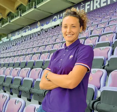  ??  ?? Ilaria Mauro, 31 anni, attaccante della Fiorentina e della Nazionale Lo scorso anno ha segnato 12 gol in 21 gare