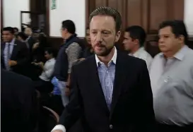  ?? SERGIO CERVANTES El edil dijo que ya se dialoga con empresario­s de tiendas de autoservic­ios. ??