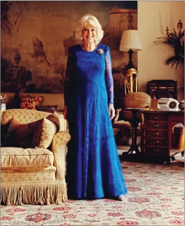  ?? ?? FASHION: The Duchess, in Clarence House, wearing her own cobalt-blue gown for Vogue’s photoshoot