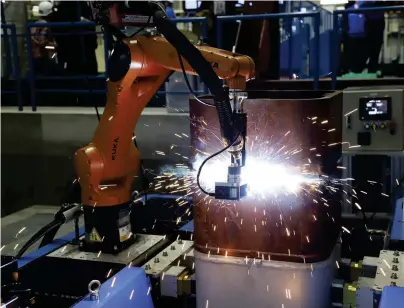  ??  ?? Robo-Welder is on hand to help with Japan’s labour shortage