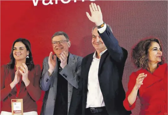  ?? Kai Försterlin­g / EFE ?? L’expresiden­t José Luis Rodríguez Zapatero, amb el president de la Generalita­t valenciana, Ximo Puig, i la ministra María Jesús Montero.