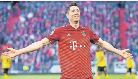  ?? FOTO: IMAGO IMAGES ?? Bayern-Stürmer Robert Lewandowsk­i tut sich schwer mit einer Vertragsve­rlängerung. „Es ist nicht so einfach für mich“, sagte der Torgarant.