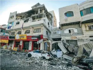  ??  ?? L’armée d’occupation israélienn­e a transformé Ghaza en une montagne de ruines