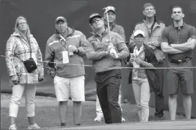  ?? JAY KARR/TRIBUNE NEWS SERVICE ?? Charley Hoffman seen here in front of the gallery at a tournament in 2015, took an early lead at Bay Hill on Friday.