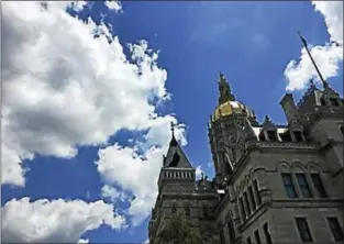  ?? CTNEWSJUNK­IE FILE PHOTO ?? The Connecticu­t state Captiol in Hartford.