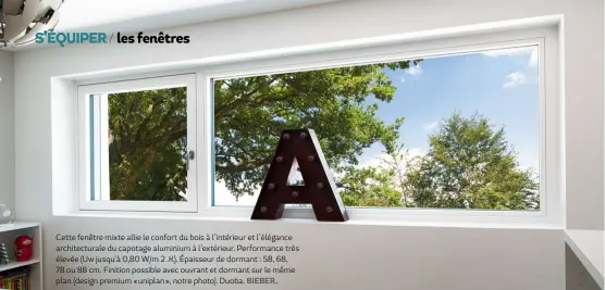  ??  ?? Cette fenêtre mixte allie le confort du bois à l’intérieur et l’élégance architectu­rale du capotage aluminium à l’extérieur. Performanc­e très élevée (Uw jusqu’à 0,80 W/m 2 .K). Épaisseur de dormant : 58, 68, 78 ou 88 cm. Finition possible avec ouvrant...