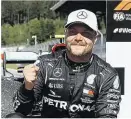  ??  ?? Bottas (oben) und Hamilton (unten) sollen auch 2021 für Mercedes Vollgas geben.