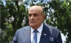  ??  ?? Rudy Giuliani at the White House last year. Former prosecutor­s say the warrant’s details suggest some potential charges against Giuliani. Photograph: Chip Somodevill­a/Getty Images