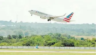  ?? /MARIO RUIZ ?? Visitantes que lleguen por vuelo a Estados Unidos tendrán que presentar una prueba negativa de Covid-19