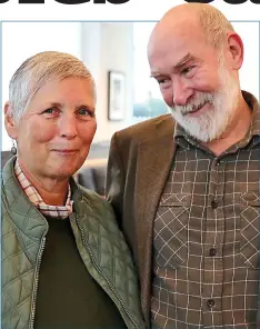 ??  ?? New civil partnershi­p: Julie Thorpe and Keith Lomax