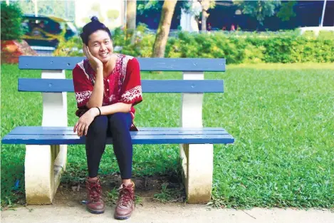  ?? (PHOTO BY THESHA GODOY) ?? UKAY-UKAY ADVOCATE. Alem Garcia wears an ukay-ukay ensemble from Baguio City and Maguikay, Mandaue City as he poses at the University of the Philippine­s-Cebu for his blog “Ukay-ukay Diva.”