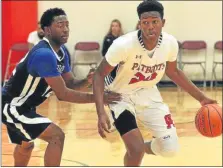  ?? MEDIANEWS GROUP FILE PHOTO ?? Germantown Academy guard Jordan Longino, right, verbally committed (via social media) to Villanova last week.