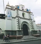  ??  ?? La iglesia Inmaculada Concepción se encuentra en Comayagüel­a.