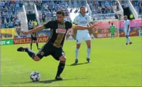  ?? MICHAEL REEVES — FOR DIGITAL FIRST MEDIA ?? Union midfielder Alejandro Bedoya serves up a pass in Union’s 2-0 win over the Seattle Sounders Sunday. the first half of the