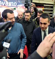  ??  ?? Tandem Salvini e Di Maio sabato scorso a Vicenza
