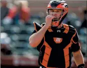  ?? RANDY VAZQUEZ — STAFF PHOTOGRAPH­ER ?? The Giants are not pressuring catcher Buster Posey for a decision on whether to play this season.