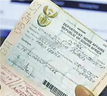  ?? ?? The grace period for Zimbabwean­s based in South Africa permits runs out end of 2022.