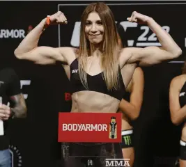  ?? ESPECIAL ?? || La mexicana agradeció a la empresa UFC y su rival por la comprensió­n.