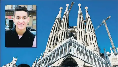  ?? XAVIER CERVERA ?? Younes Abouyaaqou­b, en el recuadro, visitó el templo, que era uno de los posibles objetivos de los terrorista­s