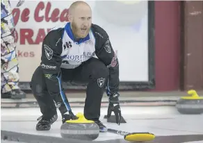  ?? GREG PENDER/STAR PHOENIX ?? Brad Jacobs downed Norway’s Thomas Ulsrud 6-3 in the World Curling Tour’s College Clean Restoratio­n Curling Classic final Monday at the Nutana Curling Club in Saskatoon.