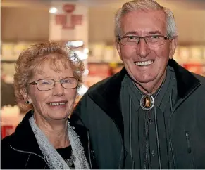  ??  ?? Hugh and Marilyn Fox enjoy the awards last night.