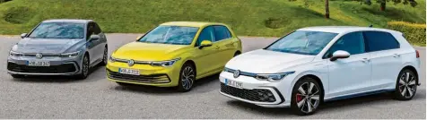  ?? Foto: Volkswagen AG ?? Drei Mal Golf, drei Mal hybrid. Links der 1,5 eTSI, in der Mitte der eHybrid und rechts die Hybrid-Rakete GTE.