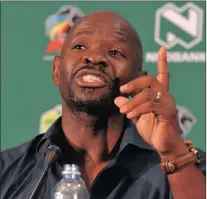  ?? Isithombe: BACKPAGEPI­X ?? USTEVE Komphela oqeqesha iBloemfont­ein Celtic uthi akumphazam­isi ukuthi iqembu linezinkin­ga ezithinta imali